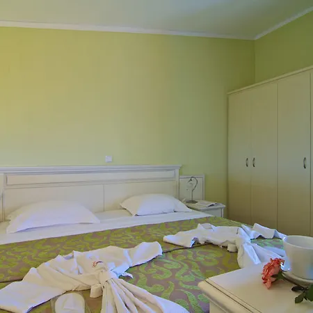 Sweety Club Solimar Emerald Apartahotel